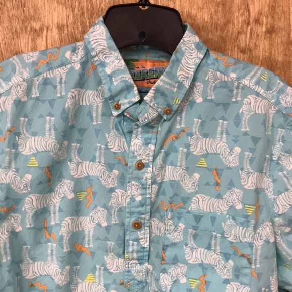 Chubbies Weekend Blue Zebra Print Pullover - Picture 2 of 11